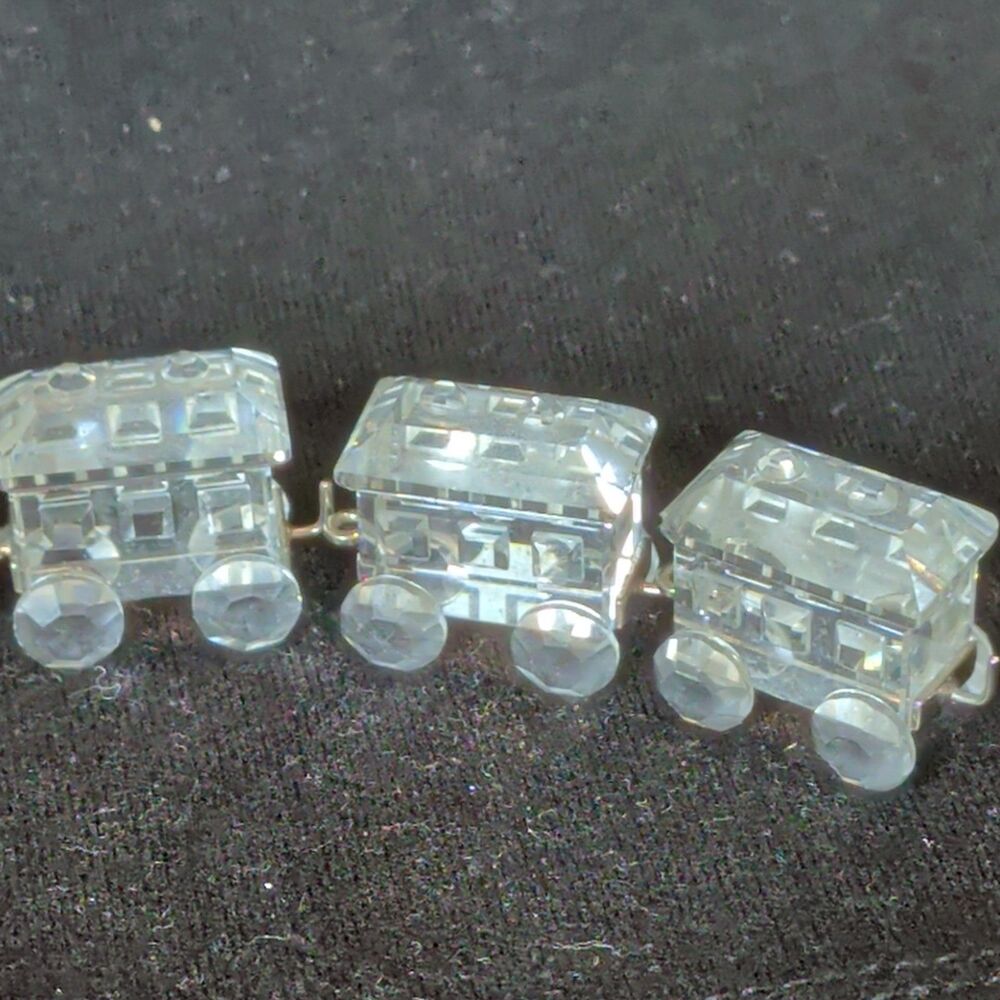 Swarovski Miniature Standalone Locomotive and 3 Identical Passenger cars - Picture 2 of 6